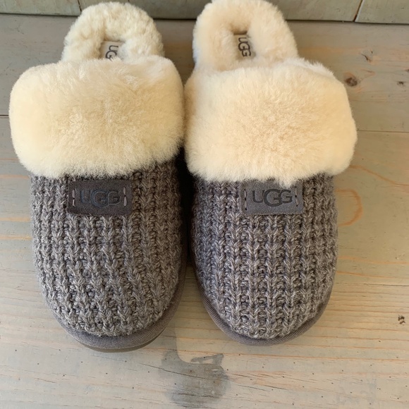 UGG Shoes - UGG COZY KNIT SLIPPERS WOENS US 10 NEW
